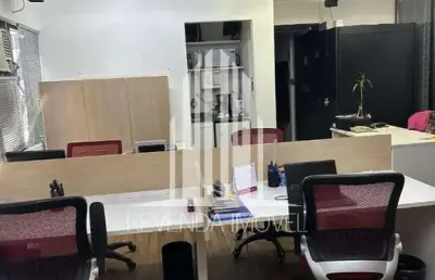 Sala comercial mobiliada à venda ? 45m² com 1 vaga em localização estratégica!