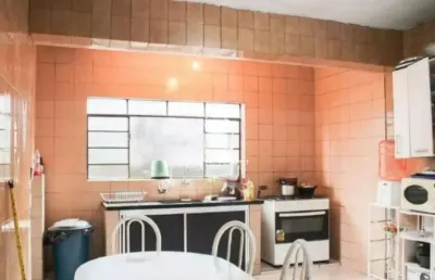 Sobrado residencial de 432m²  possuindo  8 dormitórios (  1 suítes  ) e 4 vagas á venda no jabaquara