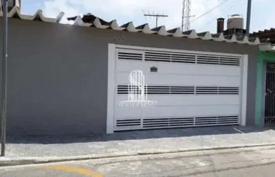Casa térrea de 125m² com 03 dormitórios e 03 vagas à venda em interlagos.