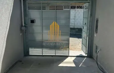 Campo grande - casa assobradada de 141m² com 3 quartos, 1 suite e 2 vagas á venda
