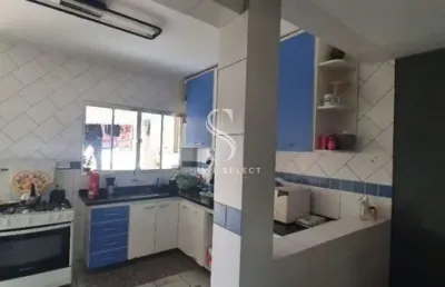 Casa de vila no jardim das esmeraldas de 85m² com 2 dormitórios e 3 banheiros a venda