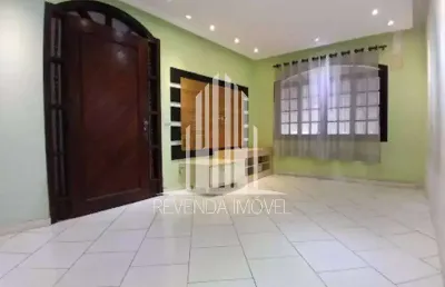 Casa à venda em são paulo-sp, no bairro de guaianazes, com 3 quartos, 1 suíte e 3 vagas de garagem!