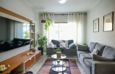 Casa com 3 quartos à venda na Rua Orlando Ferraiuolo, --, Vila das Mercês, São Paulo