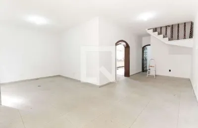 Casa com 2 quartos à venda na Rua Itarumã, --, Itaquera, São Paulo