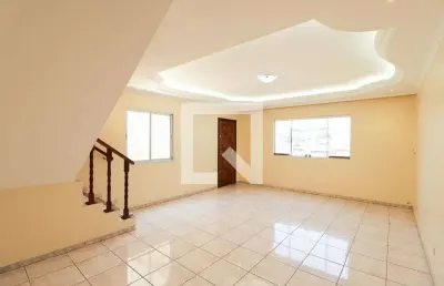 Casa com 3 quartos à venda na Rua Elza Guimarães, --, Vila Amália, São Paulo