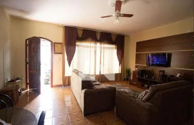 Casa com 3 quartos à venda na Rua Modesto de Sousa, --, Vila Jacuí, São Paulo
