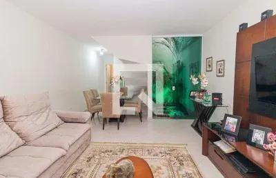 Casa com 3 quartos à venda na Avenida Francisco Rodrigues, --, Vila Constança, São Paulo