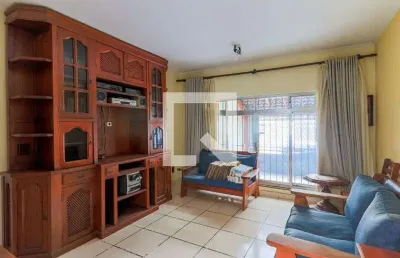 Casa com 3 quartos à venda na Rua Galileu, --, Campo Belo, São Paulo