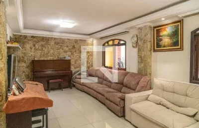 Casa com 3 quartos à venda na Rua Sílvio Figueiredo, --, Ponte Rasa, São Paulo