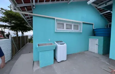 Casa para temporada em florianópolis, ingleses do rio vermelho, 3 dormitórios, 1 banheiro, 2 vagas