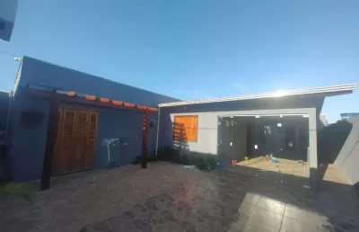 Casa para venda em arroio do sal, 3 dormitórios, 1 suíte, 3 banheiros, 2 vagas