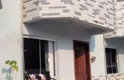 Sobrado para venda em florianópolis, são joão do rio vermelho, 2 dormitórios, 1 banheiro, 1 vaga