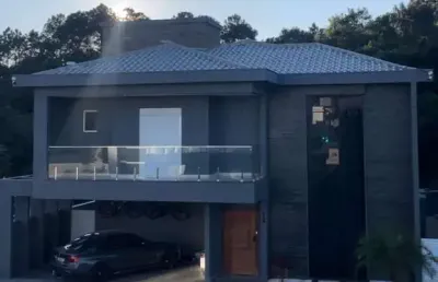 Casa para venda em florianópolis, são joão do rio vermelho, 5 dormitórios, 4 suítes, 1 banheiro, 4 vagas