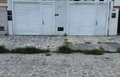 Excelente casa duplex – ideal para morar ou investir!