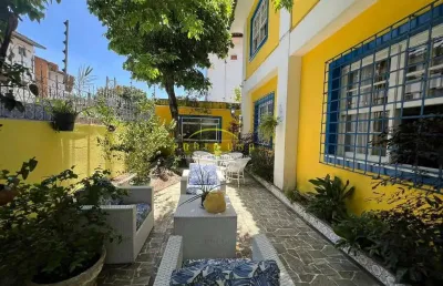 Linda casa estilo colonial localizada no coração do bairro da graça com 360m2 e 4 quartos
