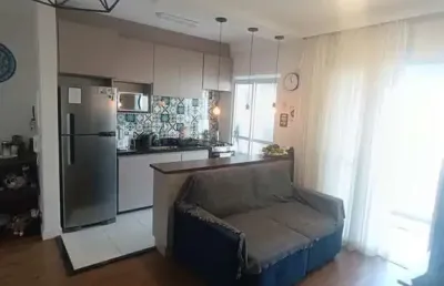 Apartamento à venda com 55m² , 2 dormitórios (sendo 1 suíte), móveis planejados e 1 vaga de garagem