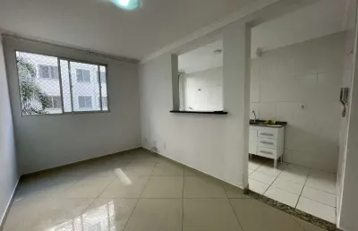 Apartamento com ótimo custo x benefício de 2 dormitórios, bem localizado na aricanduva próximo de c