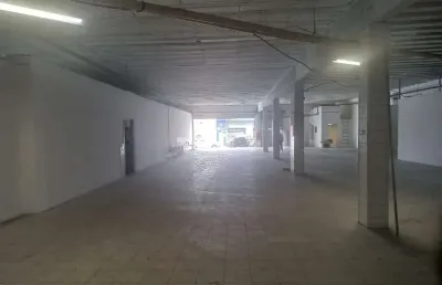 Excelente galpão de 560 m² com escritório e banheiros para locação, próximo do metrô patrianca - vi