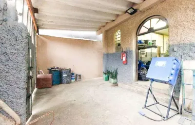 Galpão  comercial/industrial, com 208 m² (8,00 x 26,00 m) pé direito 5,00 m