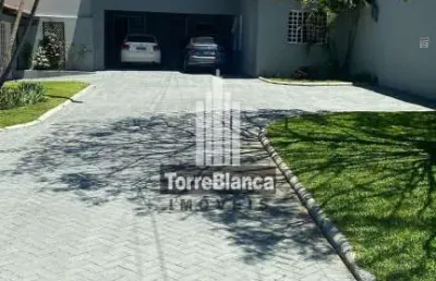 Sobrado à venda, 3 quartos (1 suíte), semimobiliado, estrela.