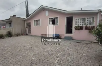 Casa com  quintal amplo 2 dormitórios sendo (1 suite) parque nossa senhora das graças.