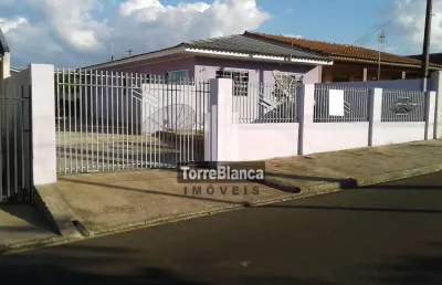 Casa à venda com 3 dormitórios, garagem com churrasqueira