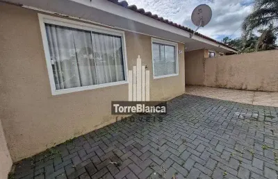 Locação - casa com 2 quartos, 2 vagas de garagem, quintal amplo, contorno.