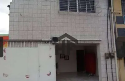 Casa com 5 quartos, localizada no monteiro - recife/pe. à venda