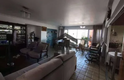 Apartamento de 212m² à venda, com 4 quartos (2 suítes), localizado no espinheiro, recife - pernambuco.