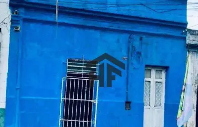 Casa de 126m² à venda, no terreno de 179m², localizada no arruda, recife - pernambuco.