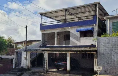 Duas casas independentes, com uma área total de 260m², localizada em cajueiro, recife - pernambuco.