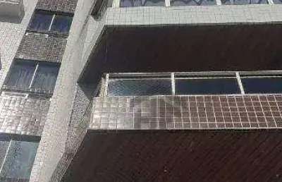Apartamento de 120m² para alugar, com 3 quartos (1 suíte), localizado em candeias, jaboatão dos guararapes - pernambuco.
