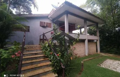 Casa de 280m² à venda, com 3 quartos (2 suítes), localizada aldeia, camaragibe - pernambuco.