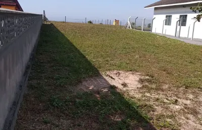 Terreno quadra do mar r$350.000,00 praia do ervino/sfs.