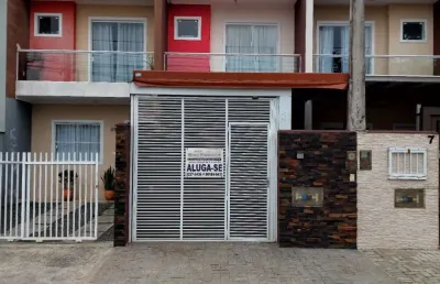 Casa com 3 quartos para alugar na Rua México, 58, Floresta, Joinville