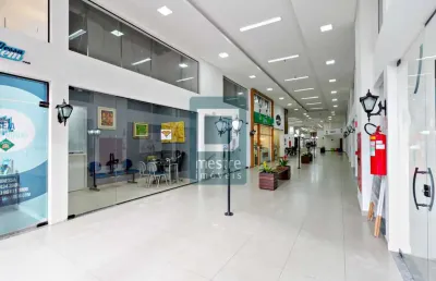 Loja comercial duplex com 50m² na galeria do green center – centro