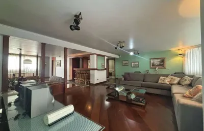 Apartamento mobiliado com 275m² privativos 4 suítes e 3 vagas no batel