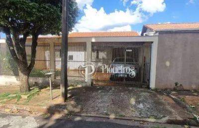 Casa com 3 quartos à venda na Rua Maria Abucarub Autoun, 138, Conjunto Habitacional Alexandre Urbanas, Londrina
