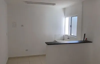Casa com 2 quartos para alugar na Vila Bruna, São Paulo 