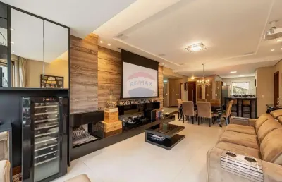 Apartamento alto padrão, mobiliado e decorado, centro de gramado.