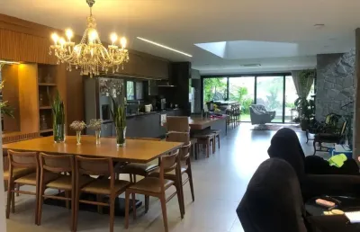 Casa residencial de 408 m² com 3 quartos sendo 1 suíte no morro das pedras