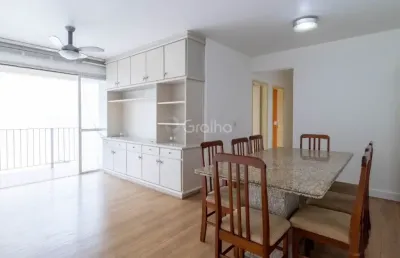Apartamento com 96m² privativos de 3 quartos sendo 1 suíte no centro de florianópolis
