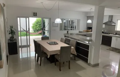 Casa com 4 quartos à venda no Estreito, Florianópolis 