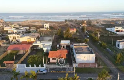 Casa com 2 quartos à venda na Rua Antonio Teixeira de Farias, 184, Praia Caravelle, Passo de Torres