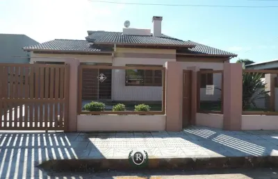 Casa com 3 quartos para alugar na Rua Artur Manoel Schefer, Igra Norte, Torres