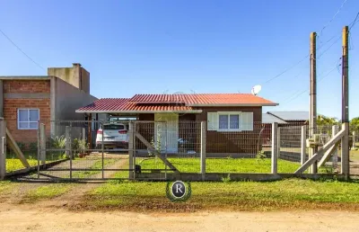 Casa com 2 quartos à venda na Rua Chines, 380, Vila São João, Torres