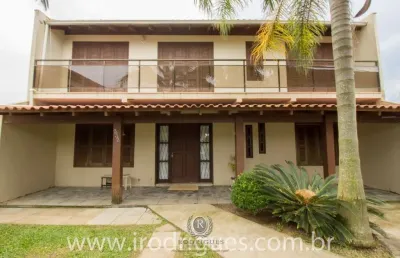 Casa com 3 quartos à venda na Rua Raul Carlos Da Silva, 232, Igra Norte, Torres