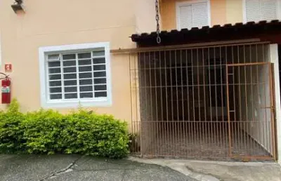 Casa assobradada em  condomínio em 92m²   - oportunidade única, valor abaixo do mercado .