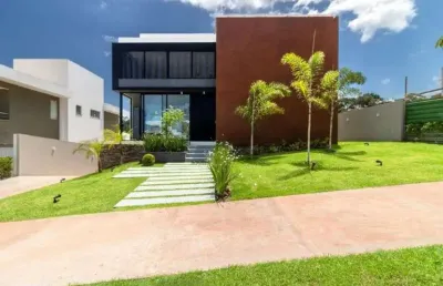 Casa de condomínio térrea para venda com 302 metros quadrados com 4 quartos