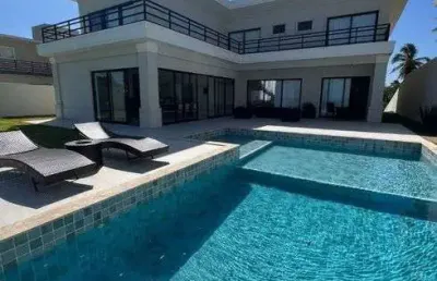Casa de alto padrão pé na areia em jacuípe, litoral norte/bahia